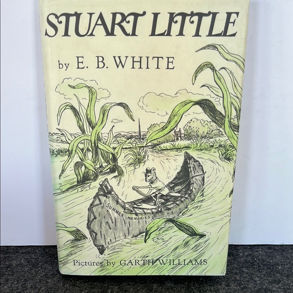 E. B. WHITE “Stuart Little” Book